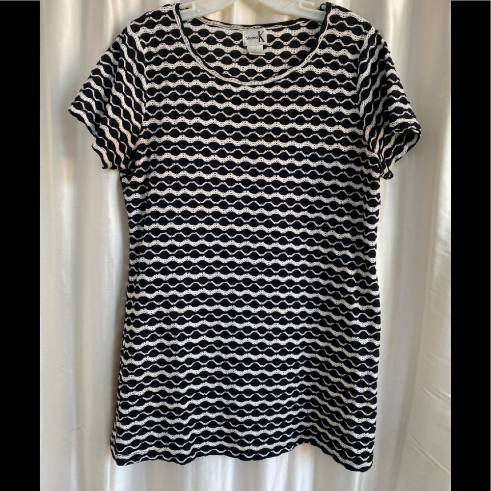 Tunic or Minidress black and bone weave.  large
